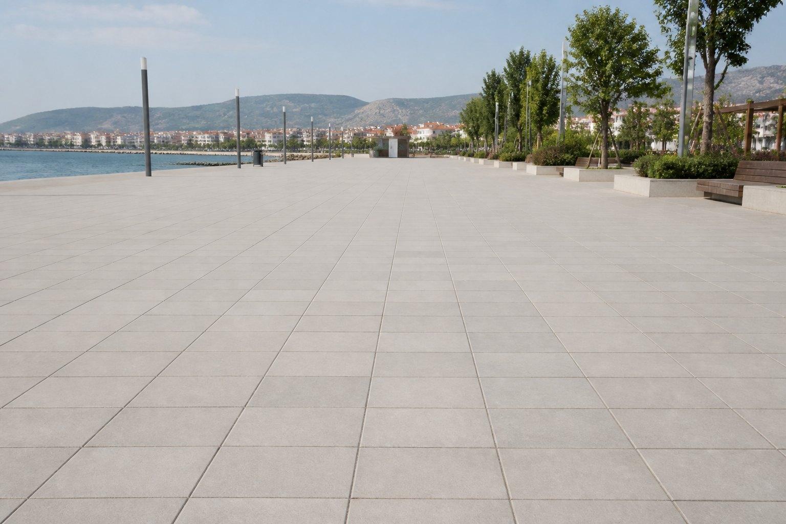 20×20 beton kaplama taşı meydan uygulaması
